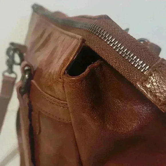 NWOT SPIKES & SPARROW Cognac brown leather textured medium shoulder bag purse - Picture 2 of 13